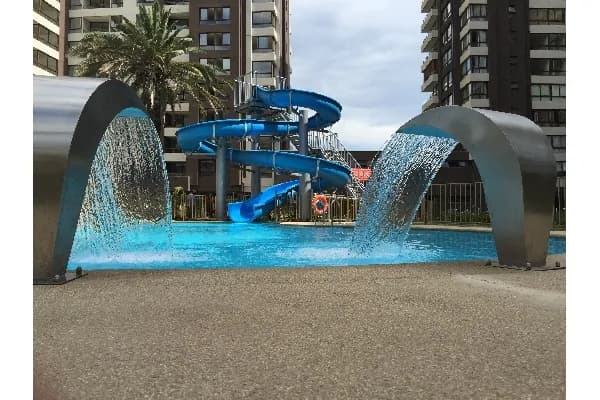 Tobogán de agua instalado